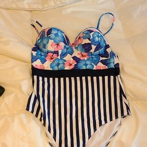 Bathing suit